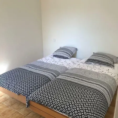 3p 65 M2 Au Calme Colline De Apartman *